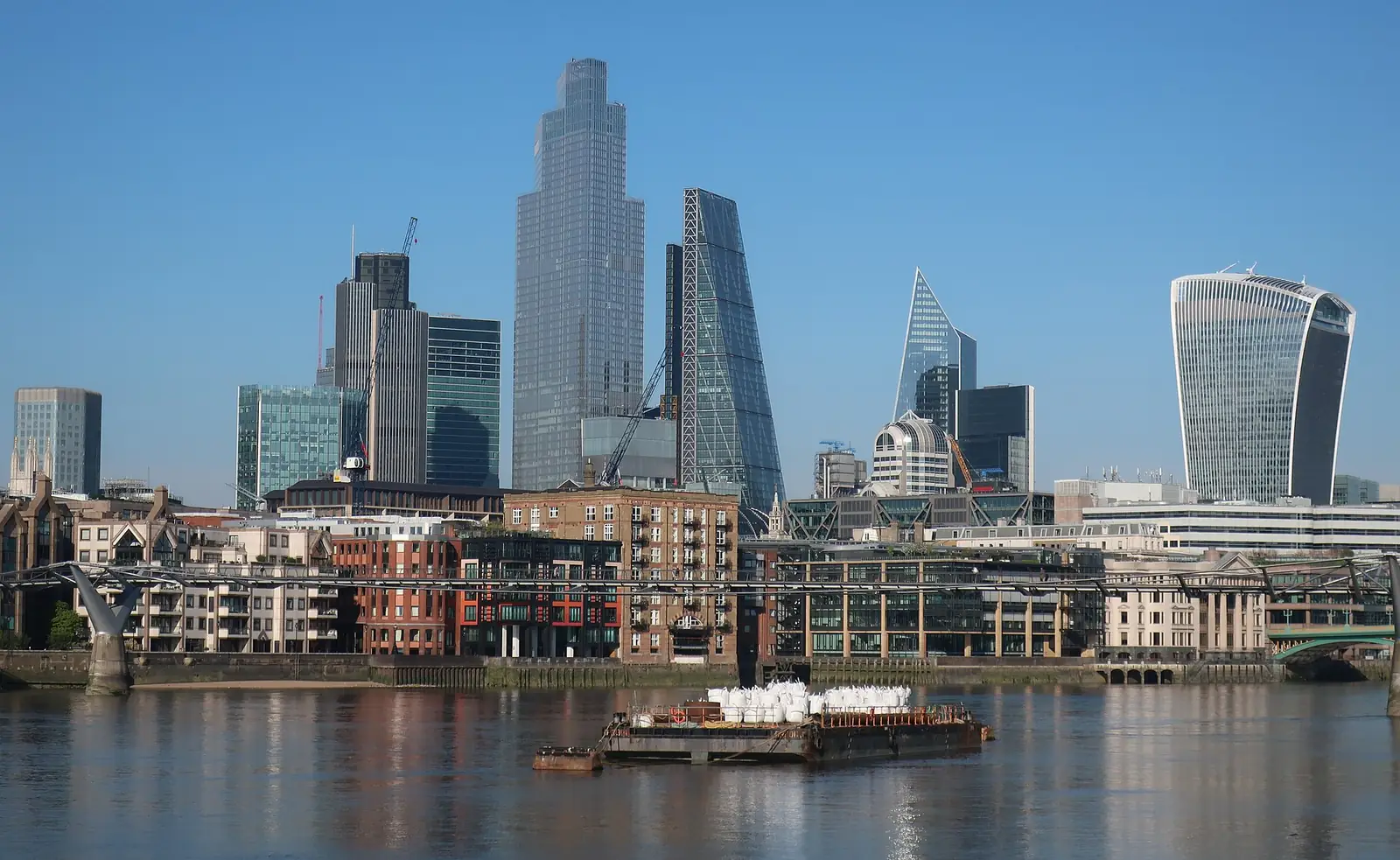 London, United Kingdom cityscape